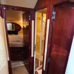 
										GULF CRAFT 42 FEET full									