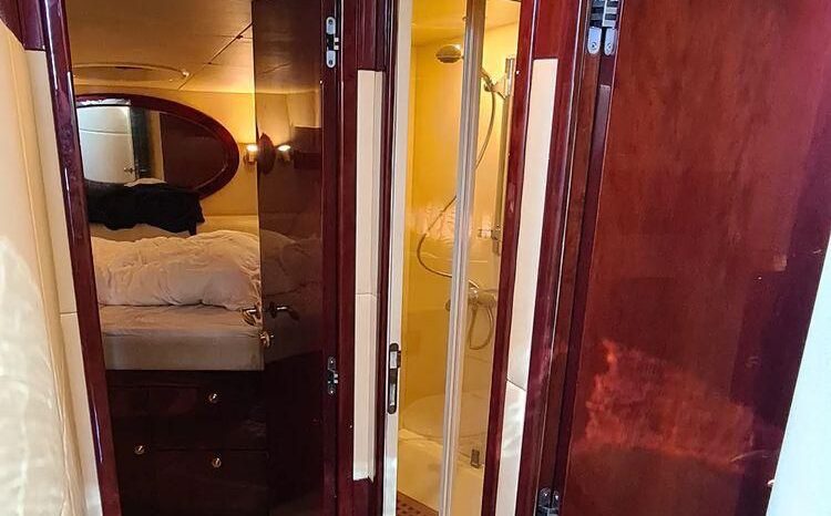 
								GULF CRAFT 42 FEET full									