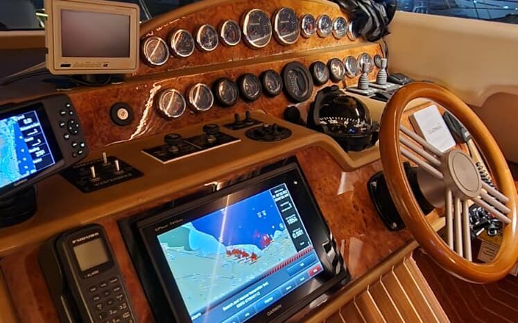 
								GULF CRAFT 55 FEET full									