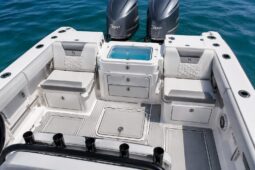 FISHING BOAT LIVE WELL