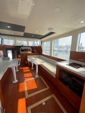 LAND CRAFT 52 FEET