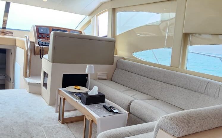 
								MAJESTY 64 FEET full									