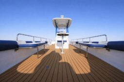 BOAT FLOORING & DECK MAT