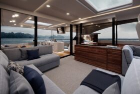 BOAT SEATS & FLOORING
