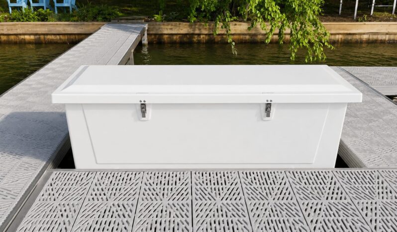 
								FIBERGLASS DOCK BOX full									