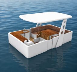 FLOATING BOAT