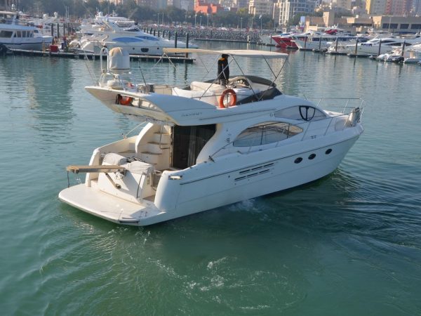 Azimut 46 ft yacht sale (6) Azimut 46 ft yacht sale in Dubai