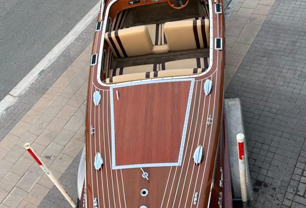 ELITE CRAFT RIVIERA boat for sale