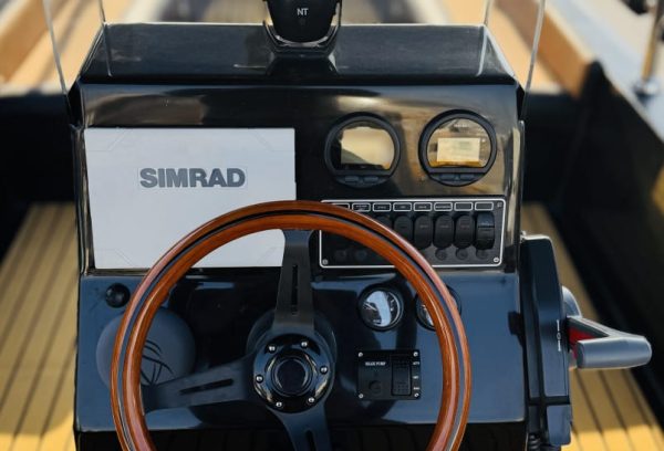 brand new 30ft boat (2)